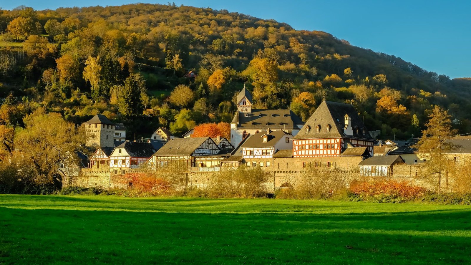 Die 7 besten Immobilienmakler in Nideggen 2026: Wer die Rureifel wirklich kennt und was der Verkauf kostet
